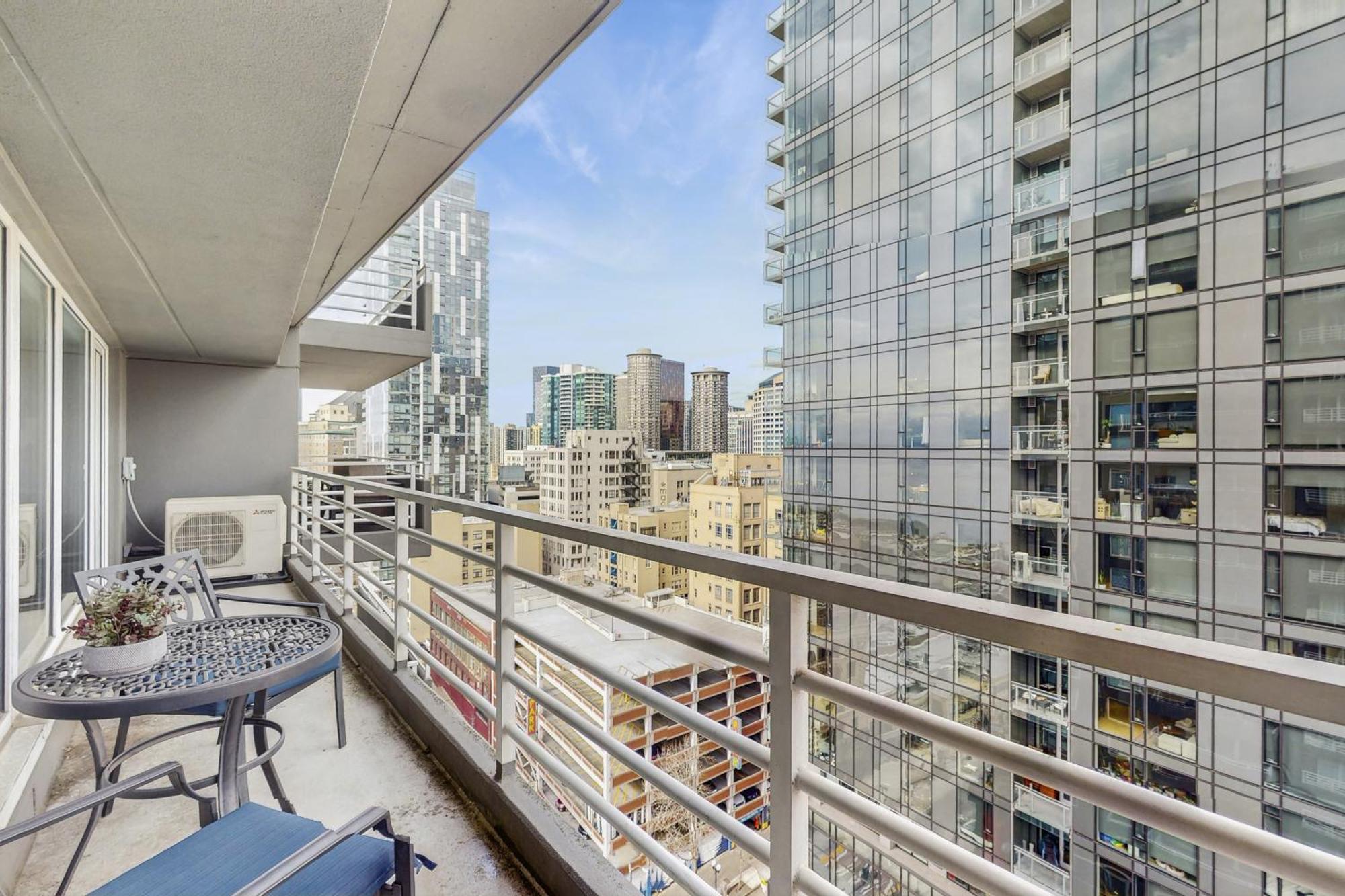 Newmark Tower Seattle Quarto foto