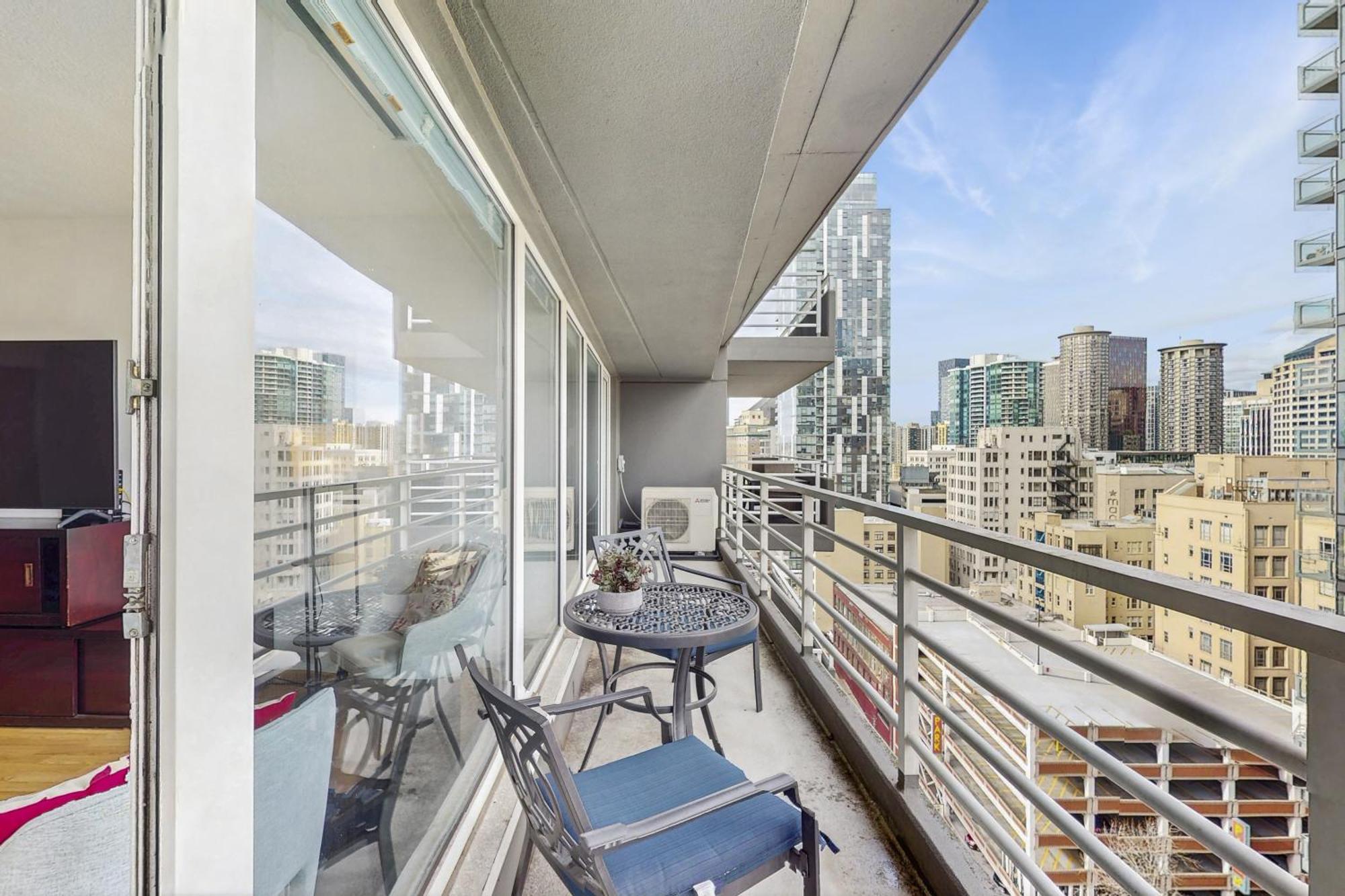Newmark Tower Seattle Quarto foto